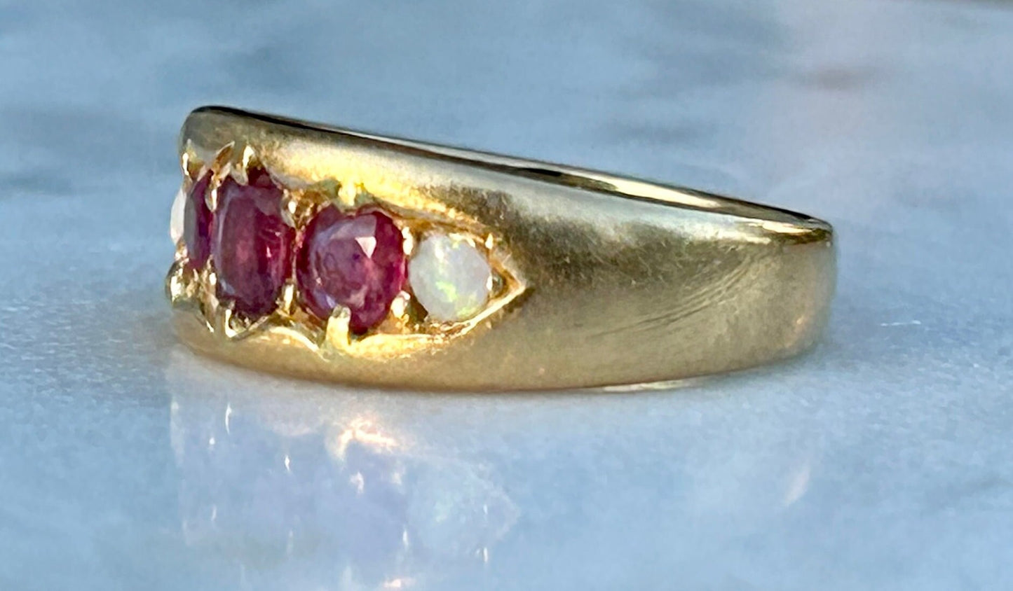 Antique Ruby and Opal five stone ring, in 18ct Yellow Gold, size 5 3/4  Weight 7.4 grams