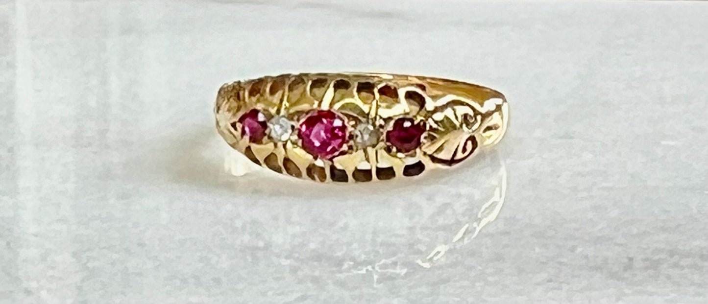 Edwardian Ruby, Diamond Five Stone Ring 18k Yellow Gold Fully Hallmarked