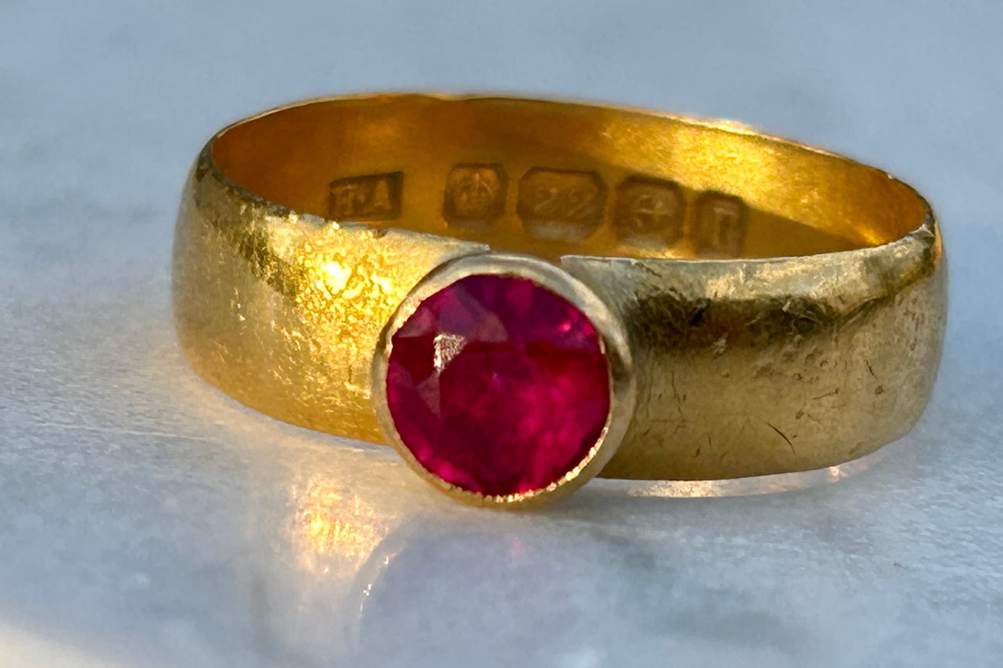 Edwardian 22k Round Ruby Ring Atkins Bros.HarryAtkins 1916 Birmingham. Size 7.25