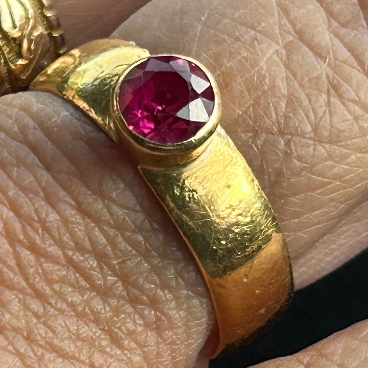 Edwardian 22k Round Ruby Ring Atkins Bros.HarryAtkins 1916 Birmingham. Size 7.25