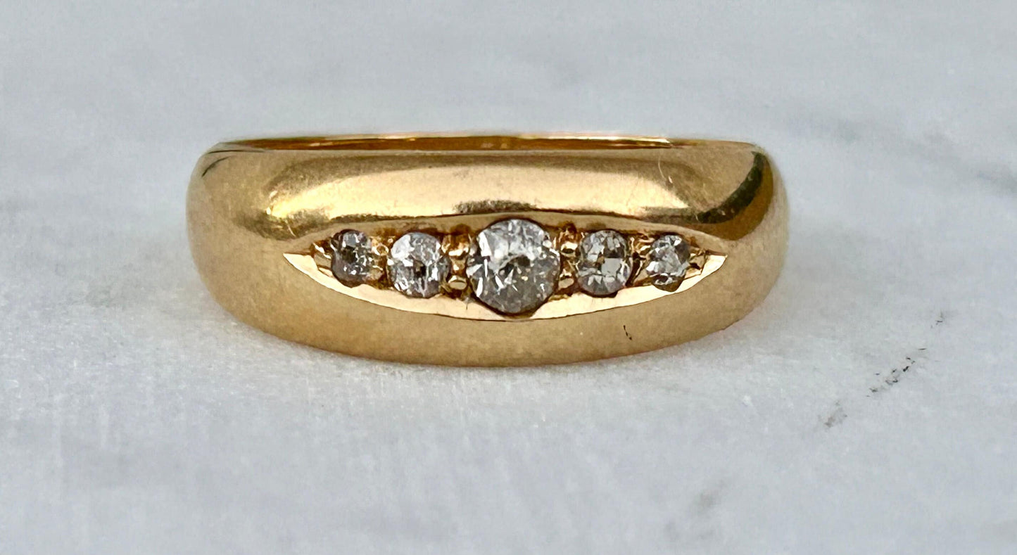 Antique 18ct Gold Boat Ring Five Old Mine Cut Diamonds. Fully Hallmarked: Birmingham, 1900