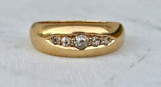 Antique 18ct Gold Boat Ring Five Old Mine Cut Diamonds. Fully Hallmarked: Birmingham, 1900