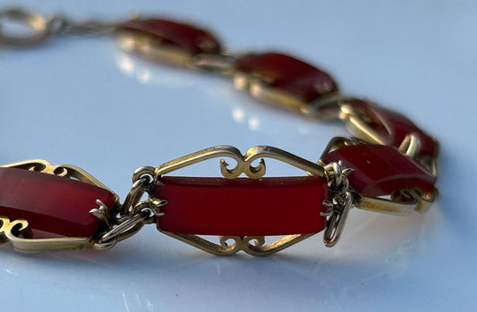 Vintage Red Carnelian Bracelet set in 9k Gold