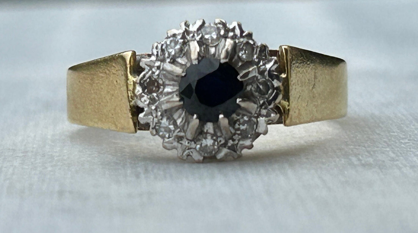 Sapphire and Diamond 18k Vintage Flower Ring