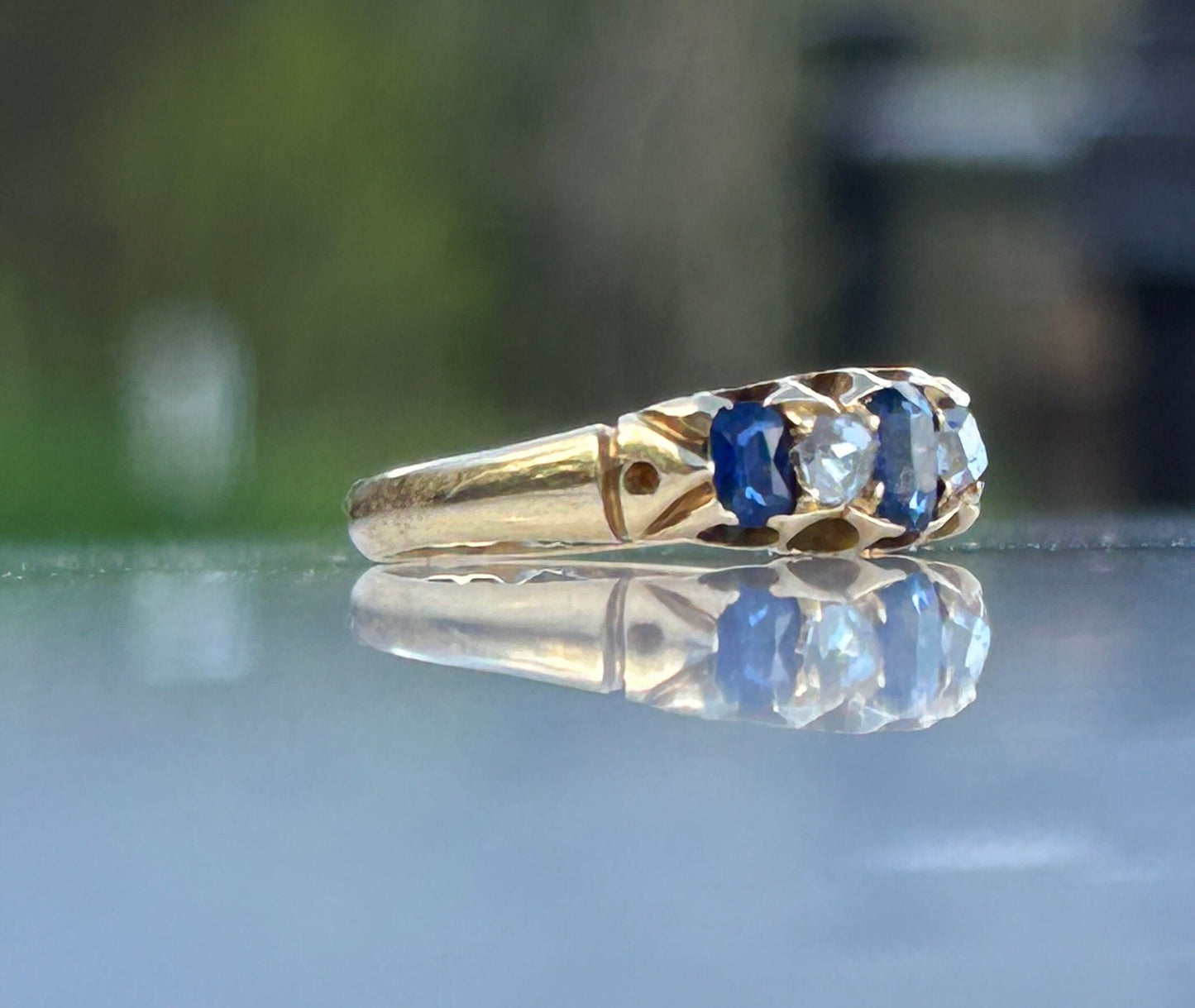 Victorian Sapphire and Rose Cut Diamond Ring 18k Gold