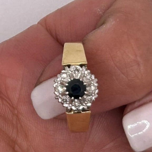 Sapphire and Diamond 18k Vintage Flower Ring